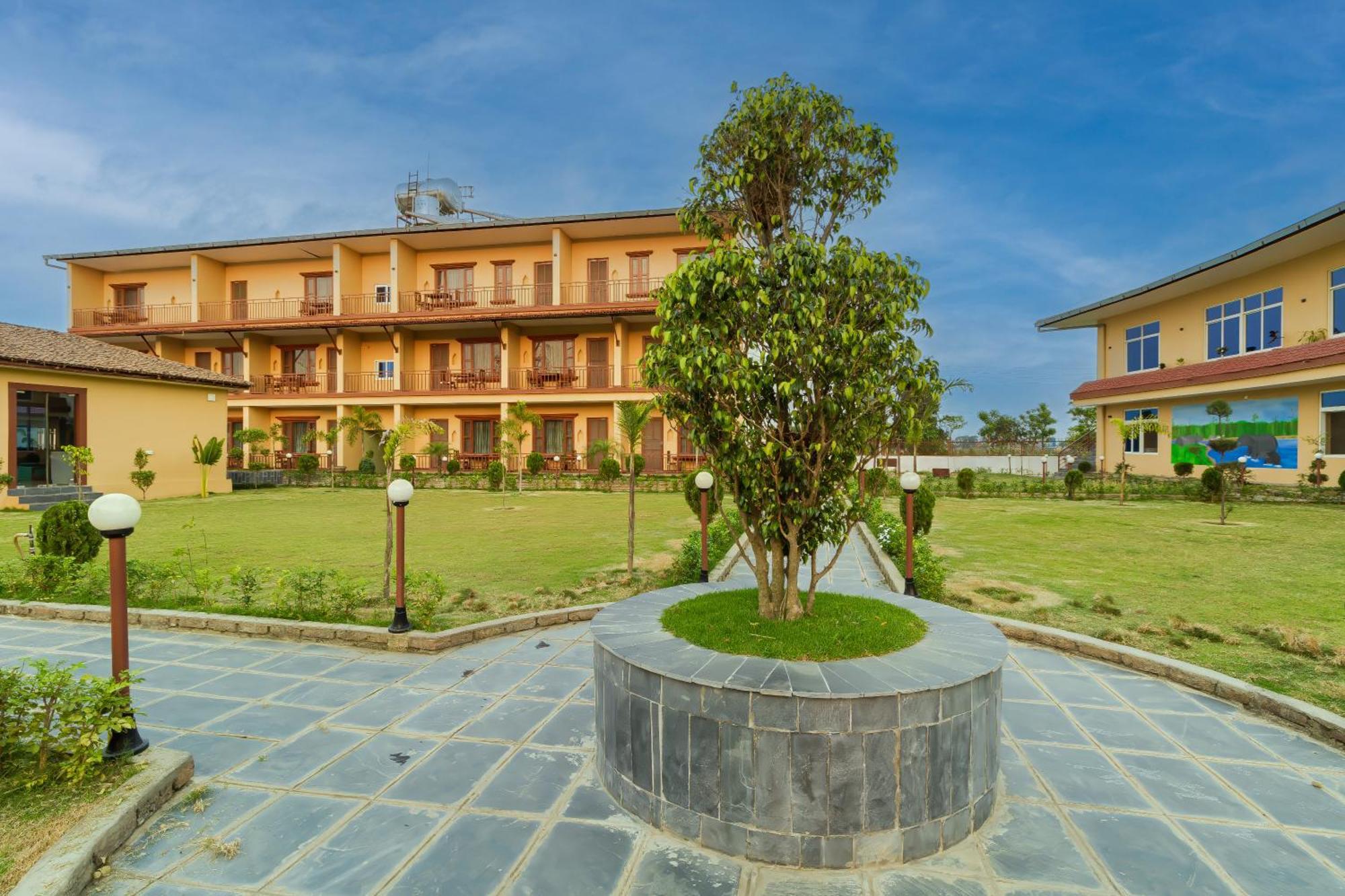 Sisai Park Village Чітаван Екстер'єр фото