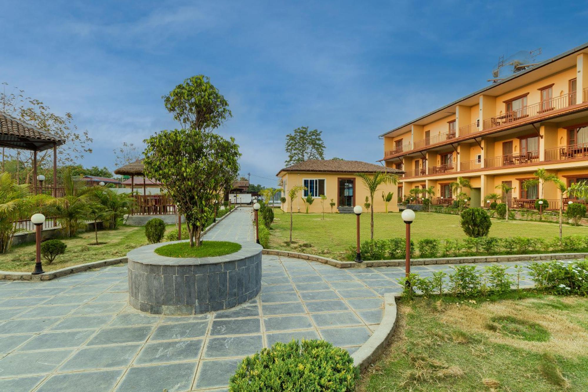 Sisai Park Village Чітаван Екстер'єр фото
